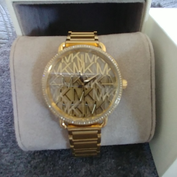 NWT MICHAEL KORS watch - Picture 2 of 2